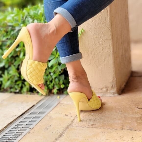 Women's High Heel Mule Sandals Yellow Color - Picture 5 of 6